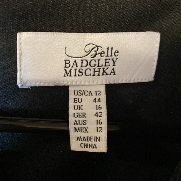 Belle Badgley Mischka: Harley Crepe Fringe Crew Neck Long Sleeve Bodycon Dress - Picture 3 of 4